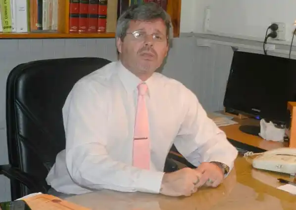 "No suelta delincuentes, cumple con la ley", dijo Fabián Otarán sobre el juez Rossi
