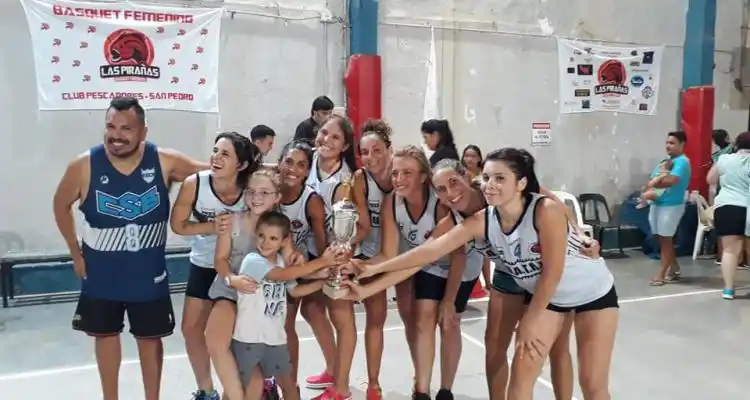 Pescadores organizó un cuadrangular femenino y lo ganó Sportivo Baradero