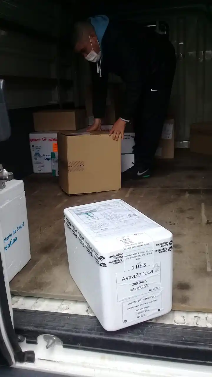 Este miércoles arribaron a Tandil más de 1500 dosis de vacunas Pfizer para los adolescentes