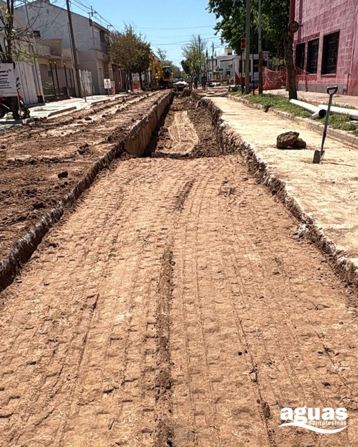 COLECTOR CLOACAL CALLE TUCUMAN ASSA - 2