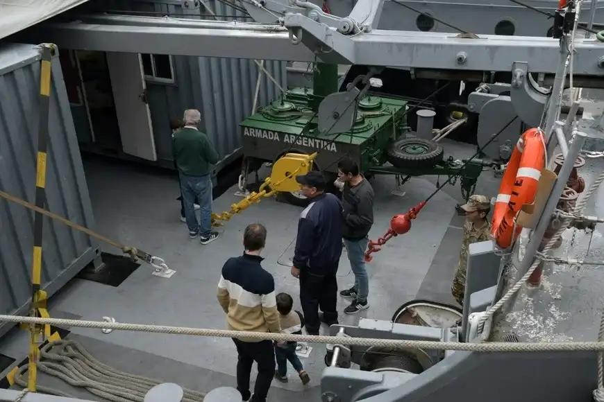 buque de la Armada llegó a Santa Fe - 9