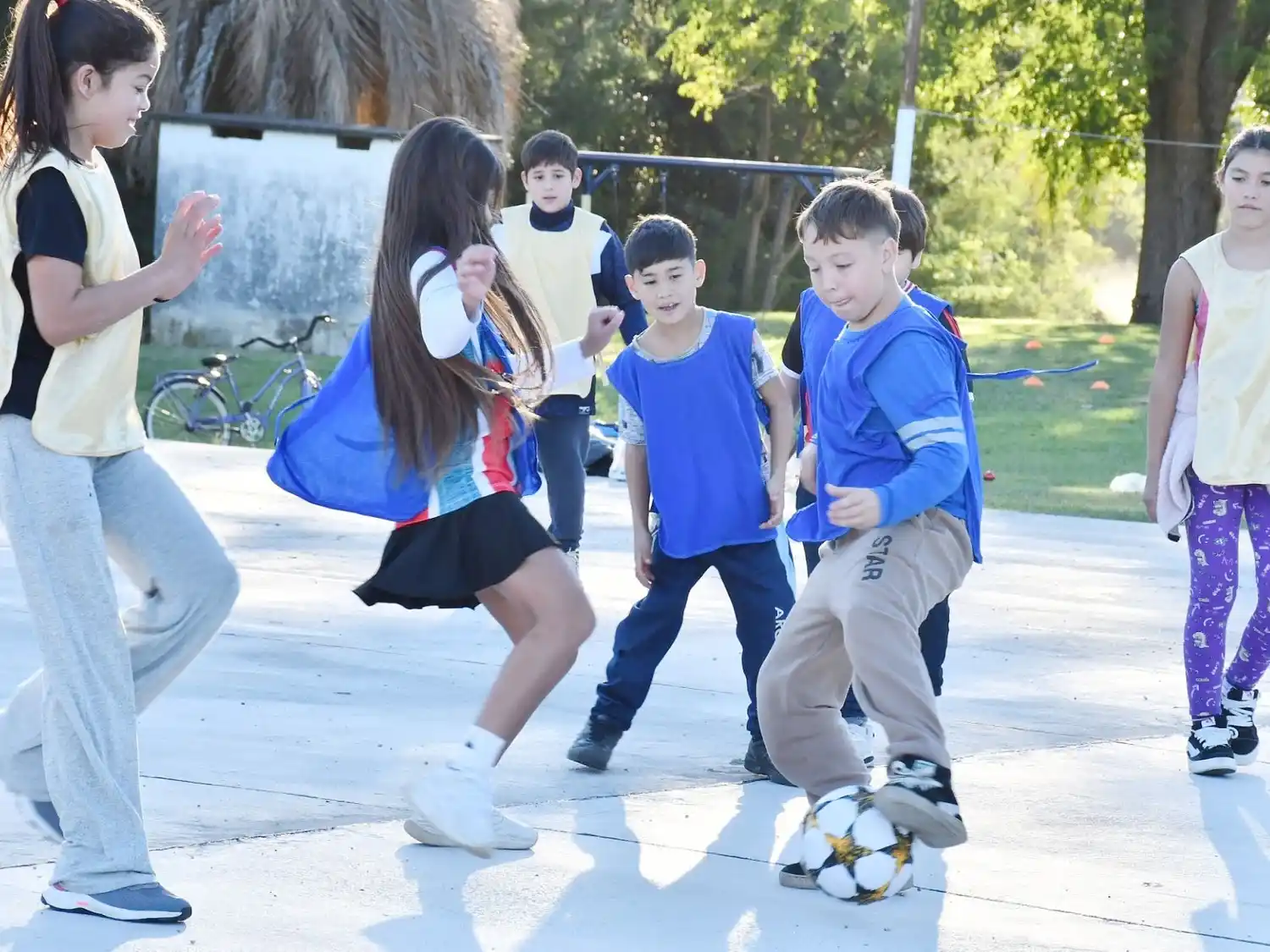 Puesta en valor del playón deportivo del Barrio El Mondongo de Benito Legerén