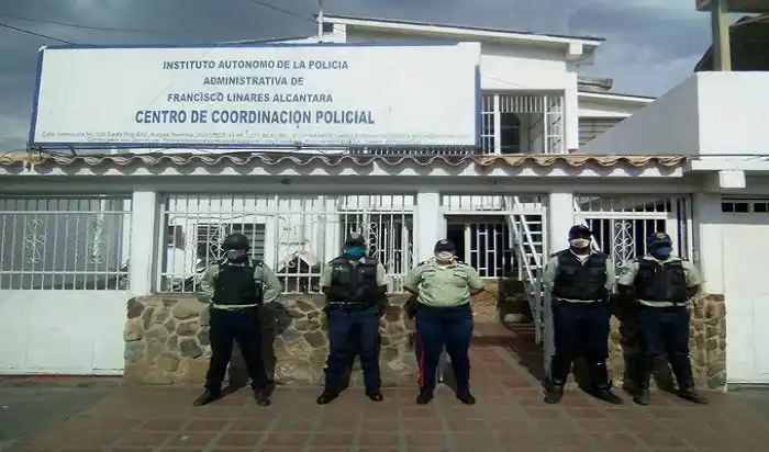 ¡ESTÁ VIVA DE MILAGRO! Hieren a mujer policía con disparo en la cabeza en Aragua