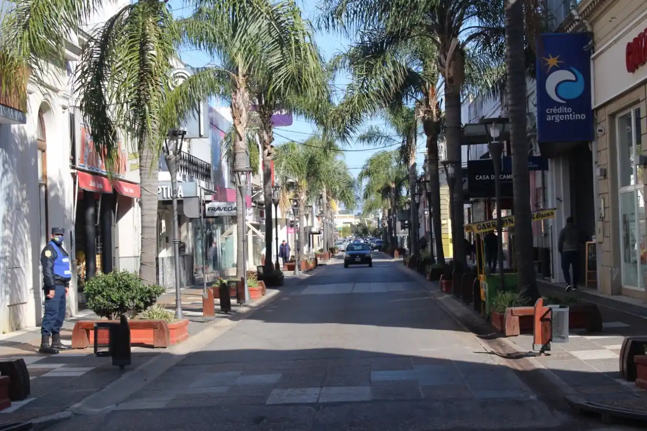 Para los comerciantes, esta medida "es un golpe mortal para el comercio local"