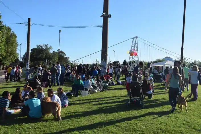 Olavarría: Celebraron la Fiesta de los Puentes Colgantes 