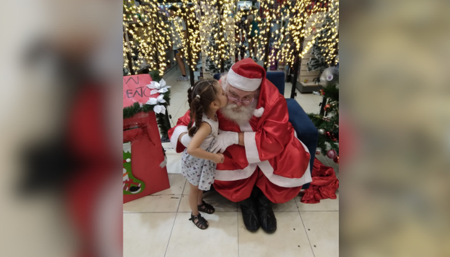 Victoria le dejó su cartita a Papá Noel