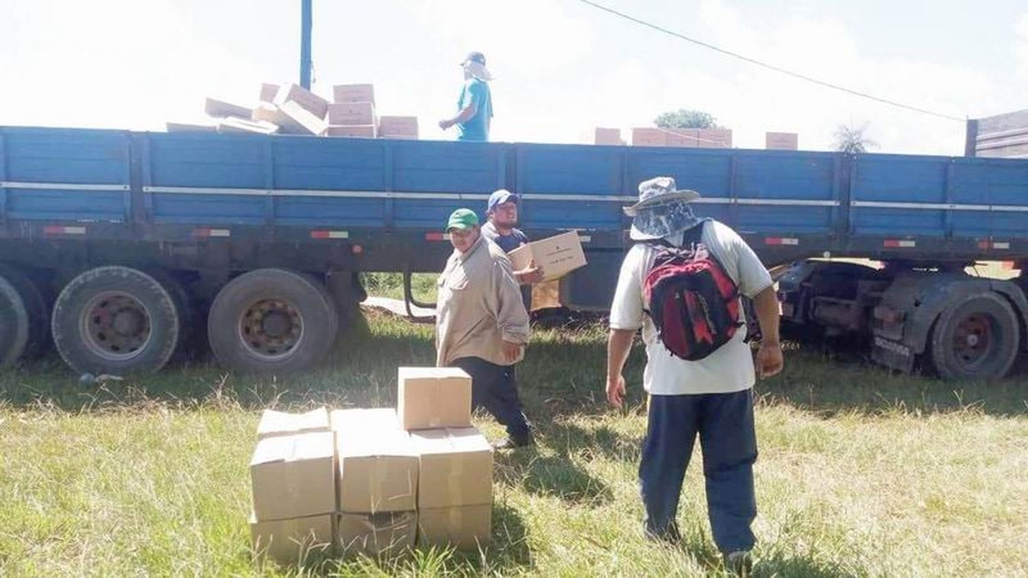 El Gobierno provincial entregó 1.925 cajas
alimentarias a comunidades aborígenes