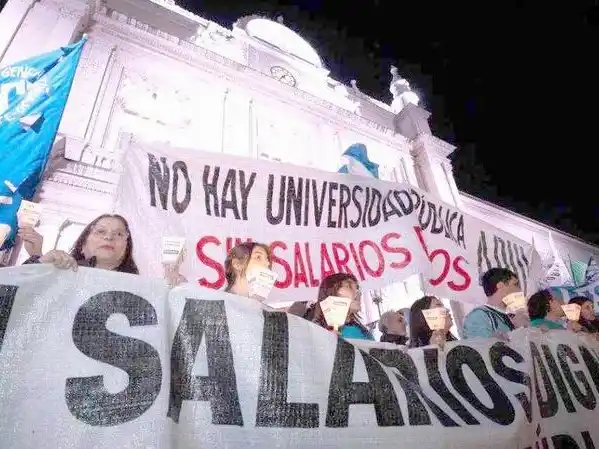 Las universidades nacionales presentaron 
un amparo por la Ley de Financiamiento