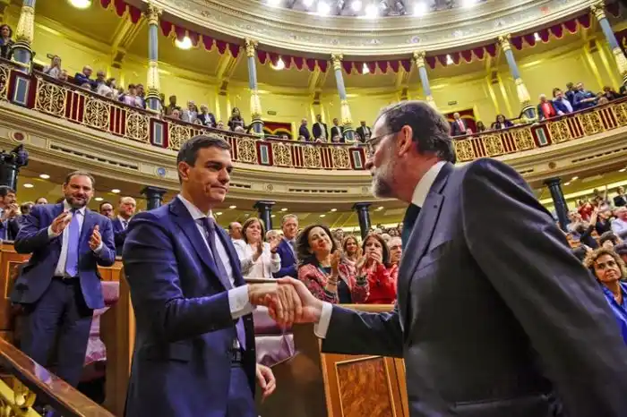 Destituyeron a Rajoy y Pedro Sánchez es el nuevo presidente del Gobierno español