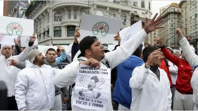 Conciliación obligatoria en Cresta Roja: Ordenan reabrir las plantas y reincorporar despedidos