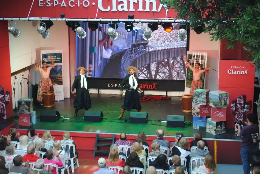 Por las intensas lluvias se postergó el día dedicado a Salta en Espacio Clarín