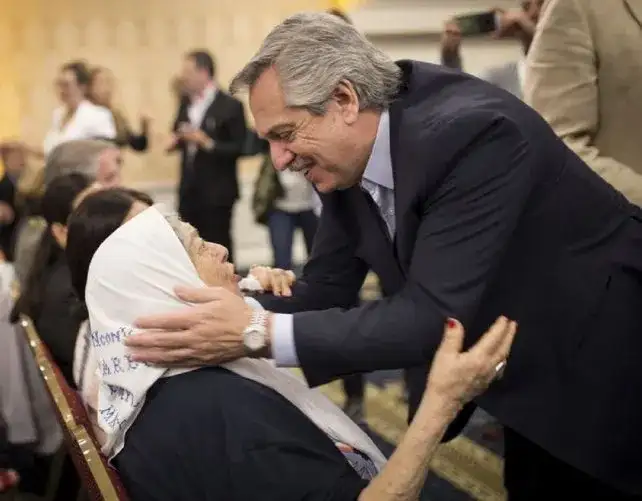 Hebe de Bonafini cruzó al Gobierno y pidió un paro general