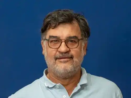 Un alto funcionario del IAPV declaró un patrimonio neto de $0,07