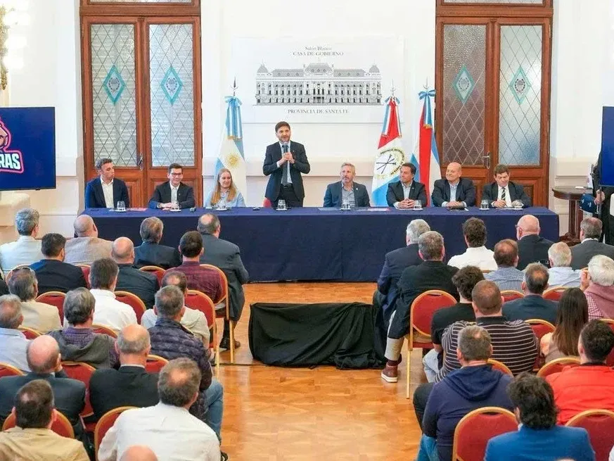 El gobernador Pullaro encabezó la presentación en Casa Gris. Foto:El Litoral