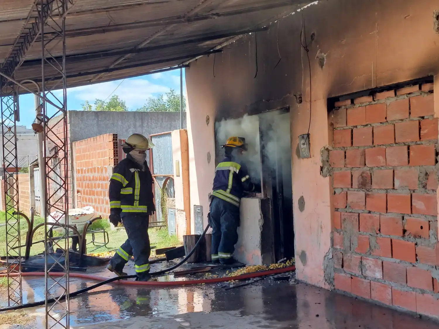 incendio barrio américa combate de obligado 80 22