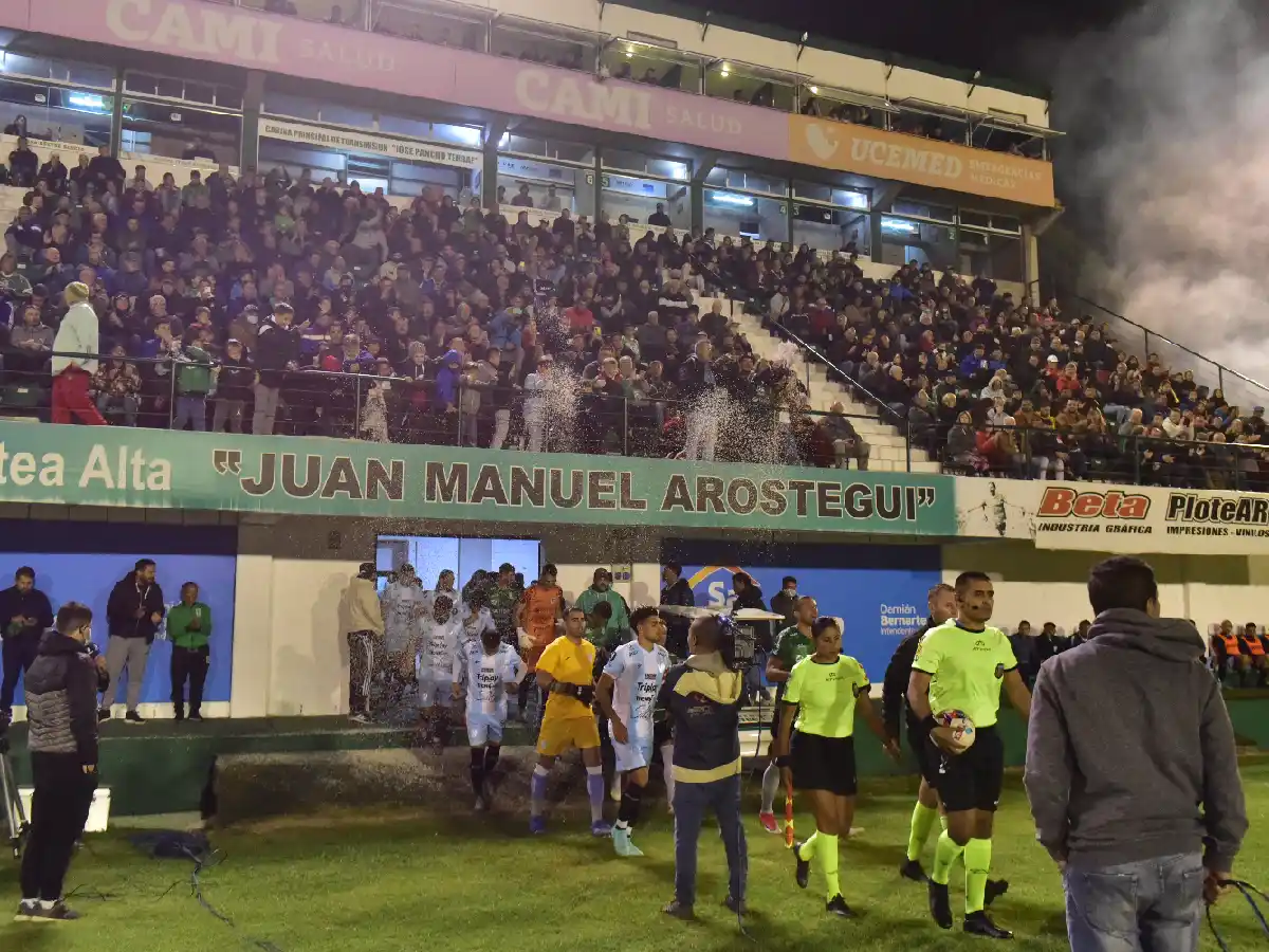 La universidad va al "Juan Pablo Francia"