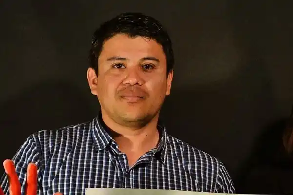 Barreto apoyó a los docentes y cuestionó las “justificaciones de gobernabilidad”