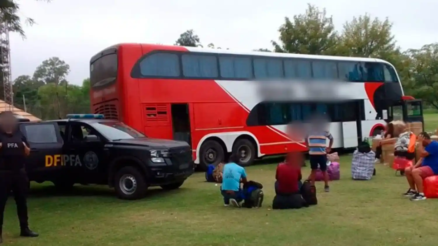 Secuestraron 14 kilos de cocaína ocultos en un colectivo en la Ruta 34
