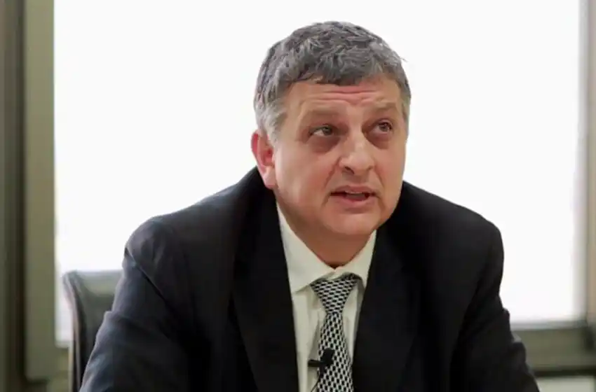 La empresa que controla el 55% del mercado desacoplará sus precios de la volatilidad internacional.