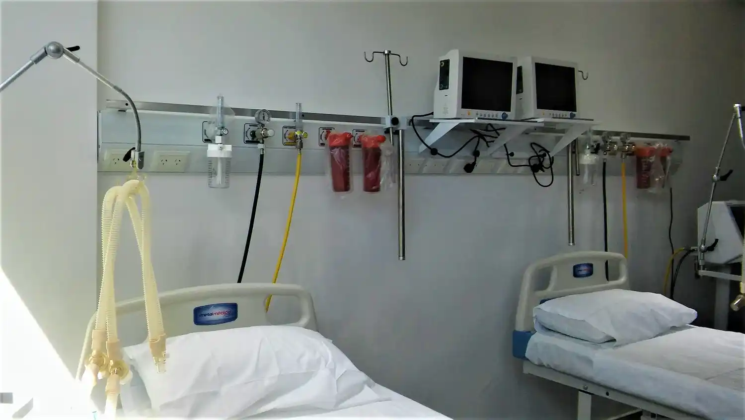 Se fugó del hospital y tenía una fractura de cráneo por un “machetazo”