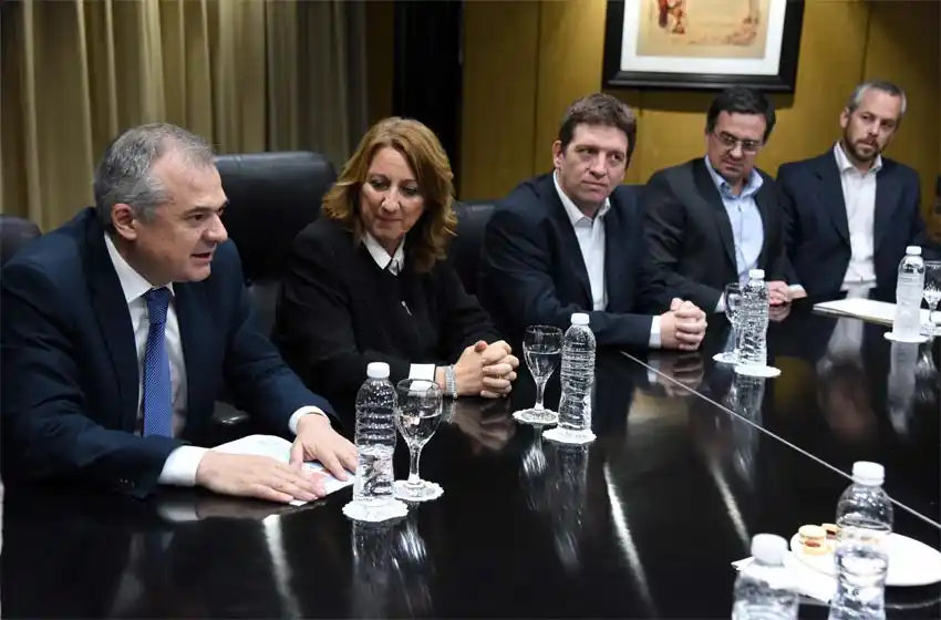 El Banco Municipal presentó una línea especial de acompañamiento para Pymes y comercios