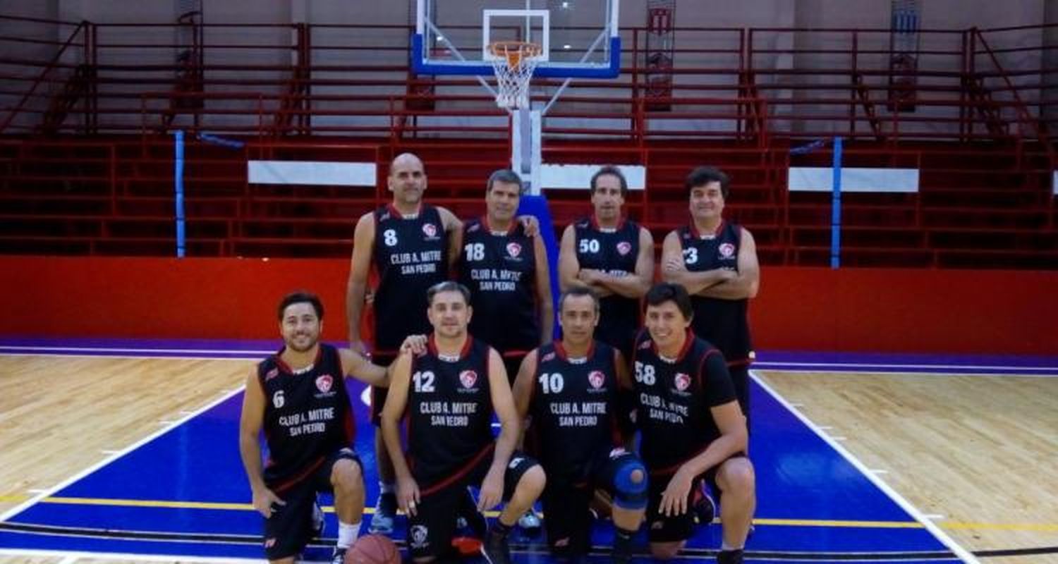 El +45 de Mitre debutó con victoria