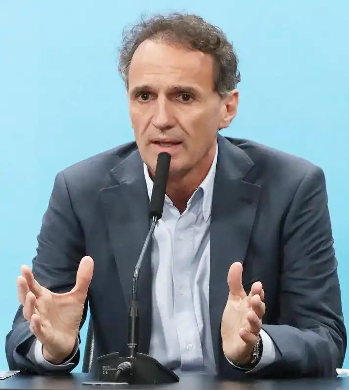 El peronismo busca reorganizarse con la CGT,
los gobernadores y el Congreso como pilares