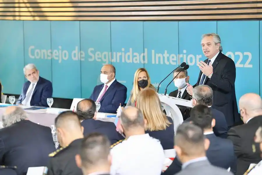 Consejo de Seguridad Interior: Fernández pidió 
ser innovadores en el combate contra el delito