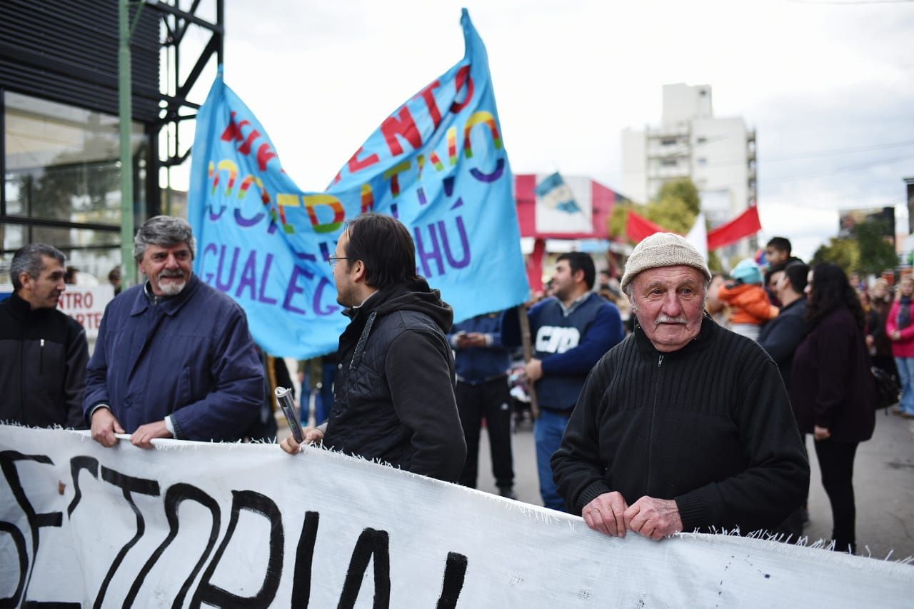 Marcha en la ciudad contra el tarifazo y las políticas nacionales de ajuste