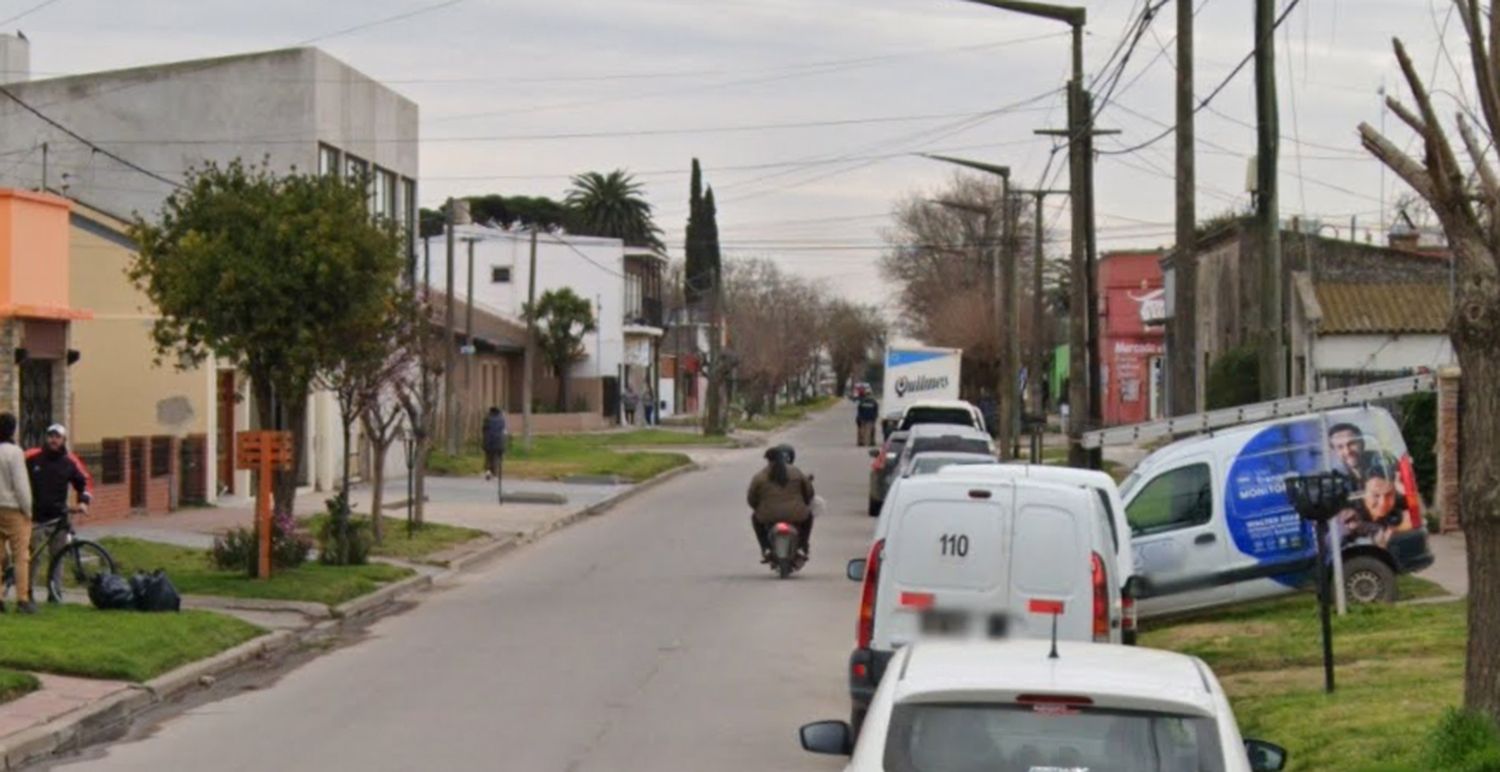 "Agarralo que ese me robó": Vecinos redujeron a un delincuente que le robó a un proveedor