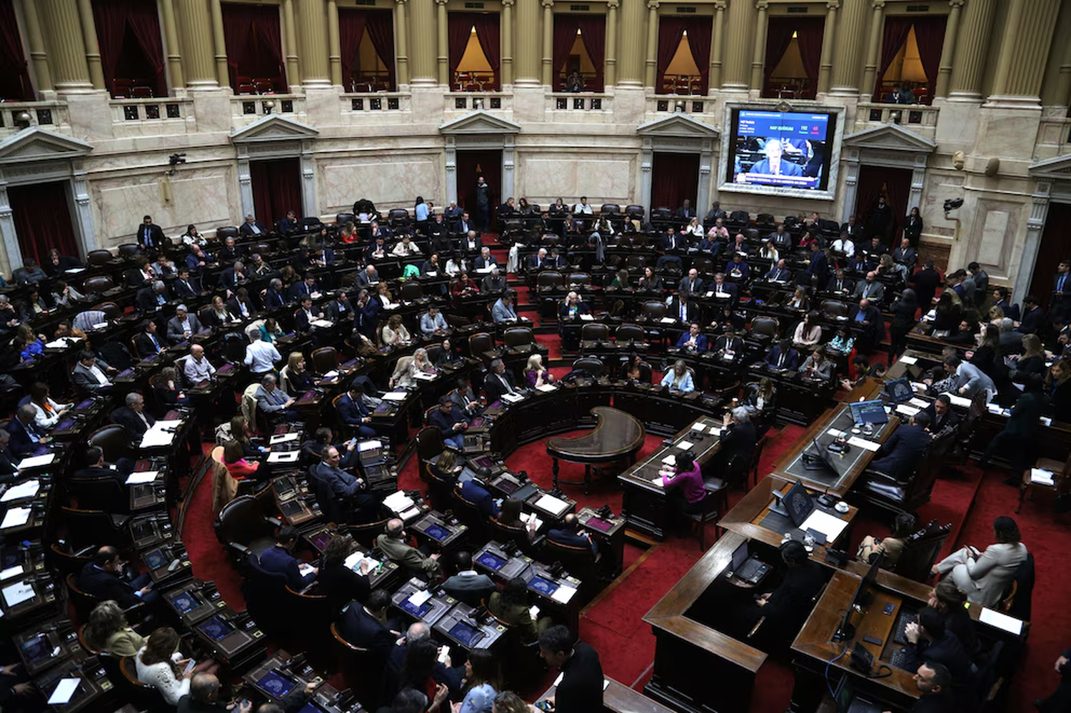 La sesión se reprogramó para el jeuves 21 de noviembre a las 11.00.