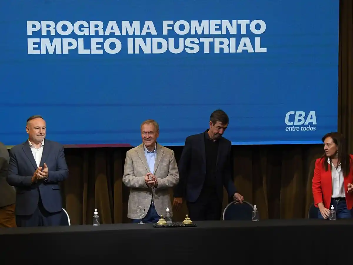 Córdoba impulsa la creación de 2.000 nuevos empleos para el sector industrial