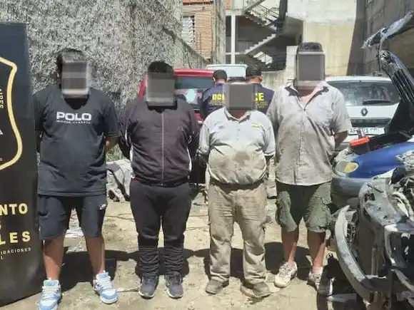 Desarticularon una banda que se dedicaba a vender y desguazar vehículos robados en La Matanza