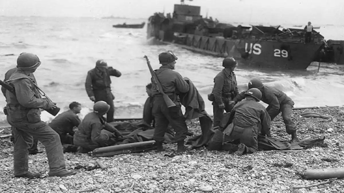 BAJO LA SOMBRA DE LA GUERRA EN UCRANIA: los aliados celebran el 80º aniversario del Día D