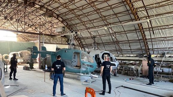 Moldavia: Desmantelan una organización que vendía helicópteros truchos