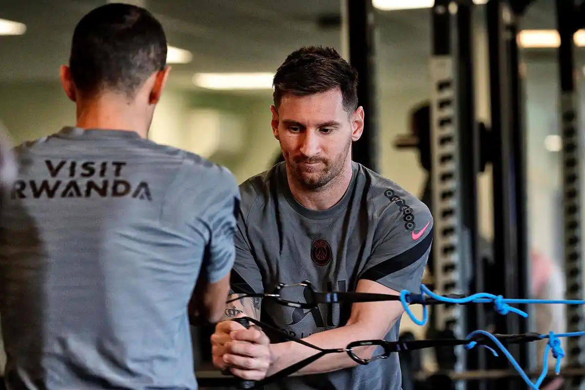 Messi se lesionó el domingo ante Lyon.