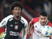 Huracán quedó primero y dejó afuera a Corinthians