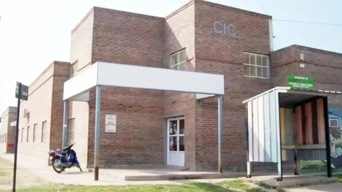 No hubo tiroteo, pero sí cadenazos: alumno atacó a nueve compañeros