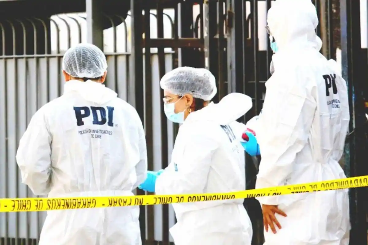 La Fiscalía investiga si la imputada realizaba abortos clandestinos, ya que es técnico en enfermería.