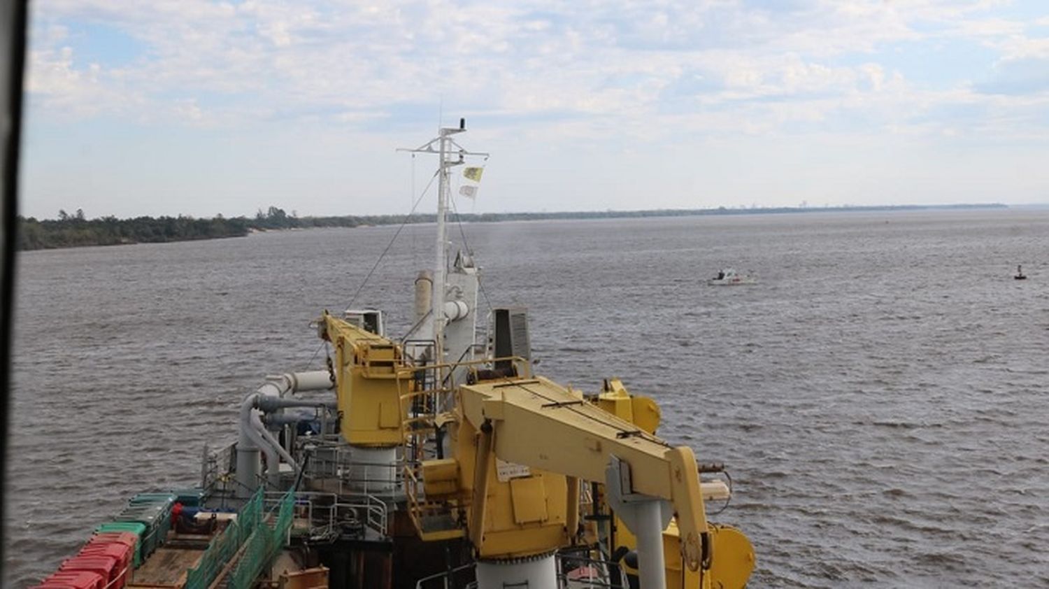 Argentina y Uruguay trabajan en mejorar el transporte del río Uruguay