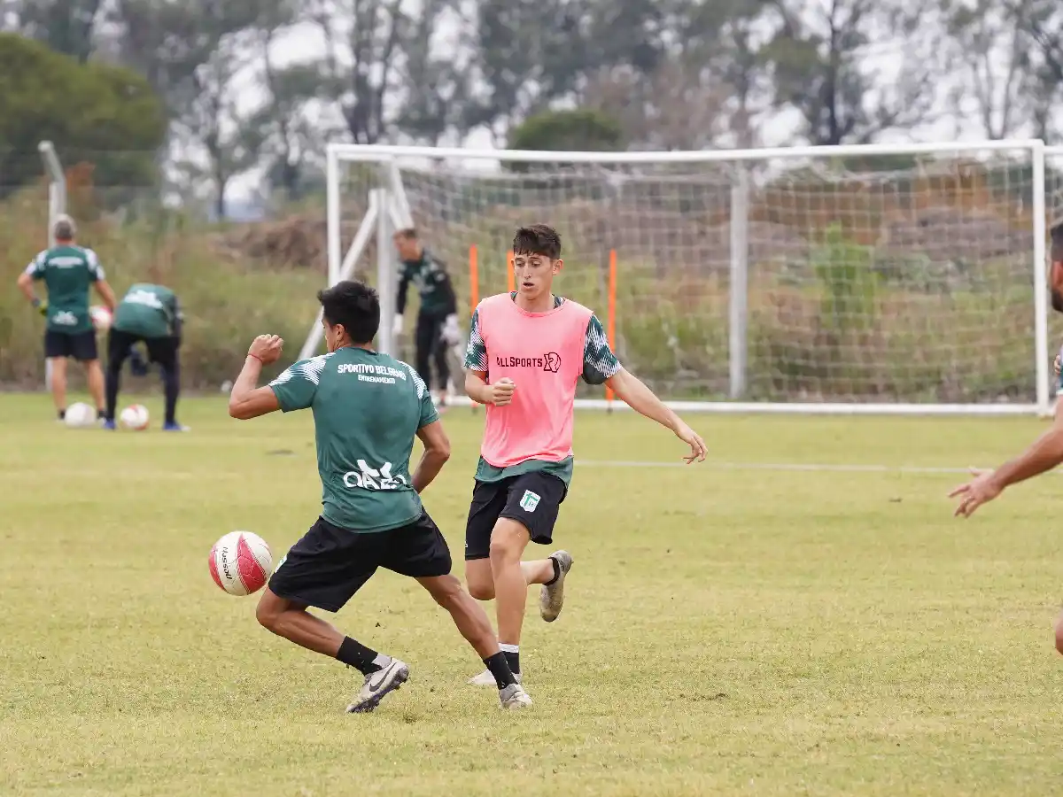 Vuelve a entrenar tras el empate que lo dejó noveno