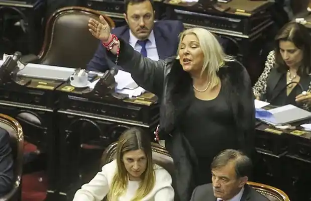 Carrió a sus compañeros de Cambiemos: "La próxima rompo"