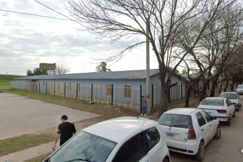 Robo y vandalismo en una escuela en zona oeste.