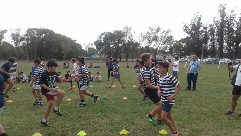Los 50 renueva su apuesta a las divisiones infantiles