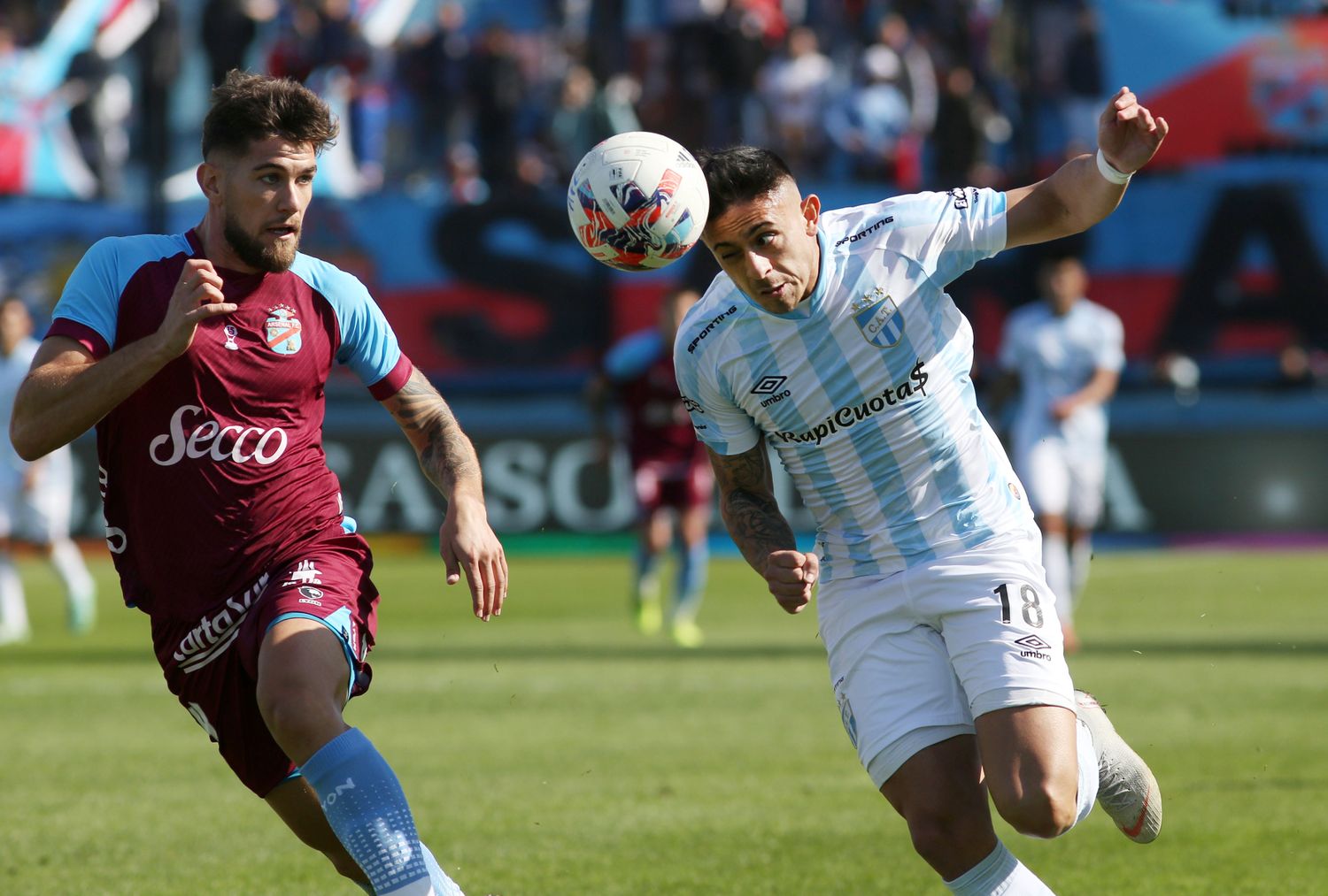 En Sarandí, Arsenal dejó sin invicto al líder Atlético