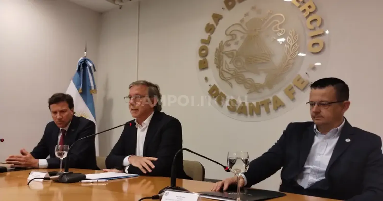 El funcionario nacional desembarcó en la capital santafesina en "modo campaña".