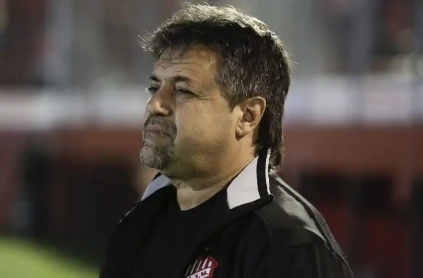 Caruso Lombardi no es más el DT de San Martín de Tucumán