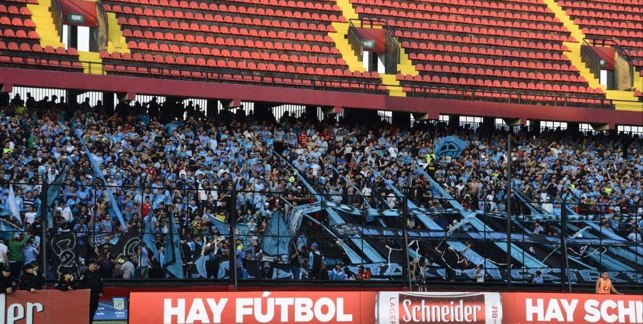Hubo corridas, piedrazos, vidrios rotos en algunos colectivos y en vehículos particulares.