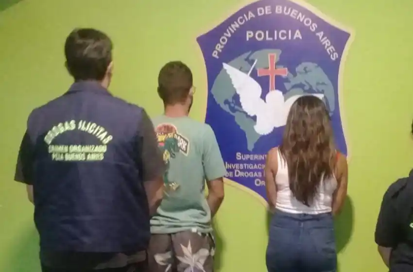 Detienen a dos jóvenes rosarinos en Mar del Plata con 240 dosis de LSD