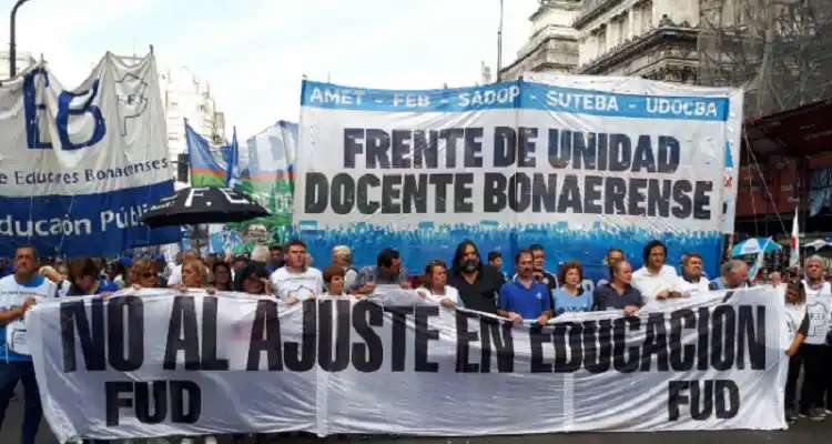 Paro docente por 72 horas: El lunes no empiezan las clases tras las vacaciones de invierno